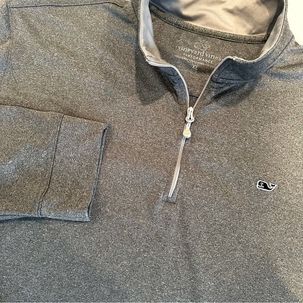 Vineyard Vines Performance Half Zip Pullover Swea… - image 2